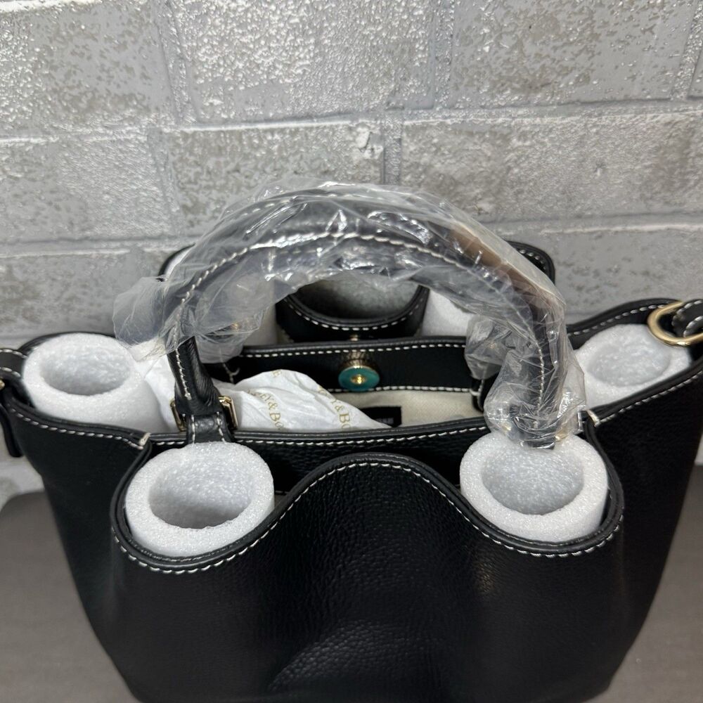 Dooney & Bourke Lucca Leather Barlow Black Pebble Satchel NWT Strap Bag - Picture 3 of 10